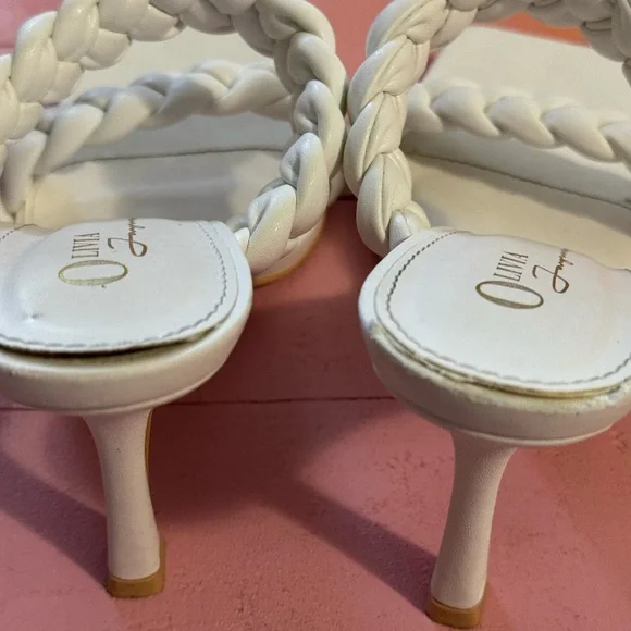 Olivia Women's Elegant White Braided Sandals - Picture 2 of 4